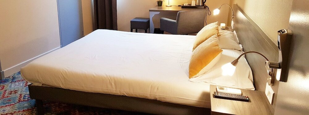 Фото The Originals Boutique, Hôtel Danieli, Avignon