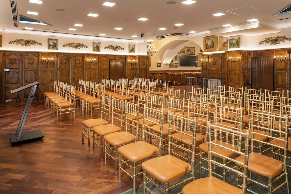 Фото Iron Gate Hotel & Suites Prague by Bhg