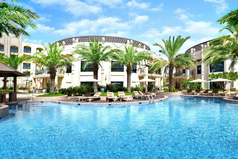 Фото Al Ain Rotana