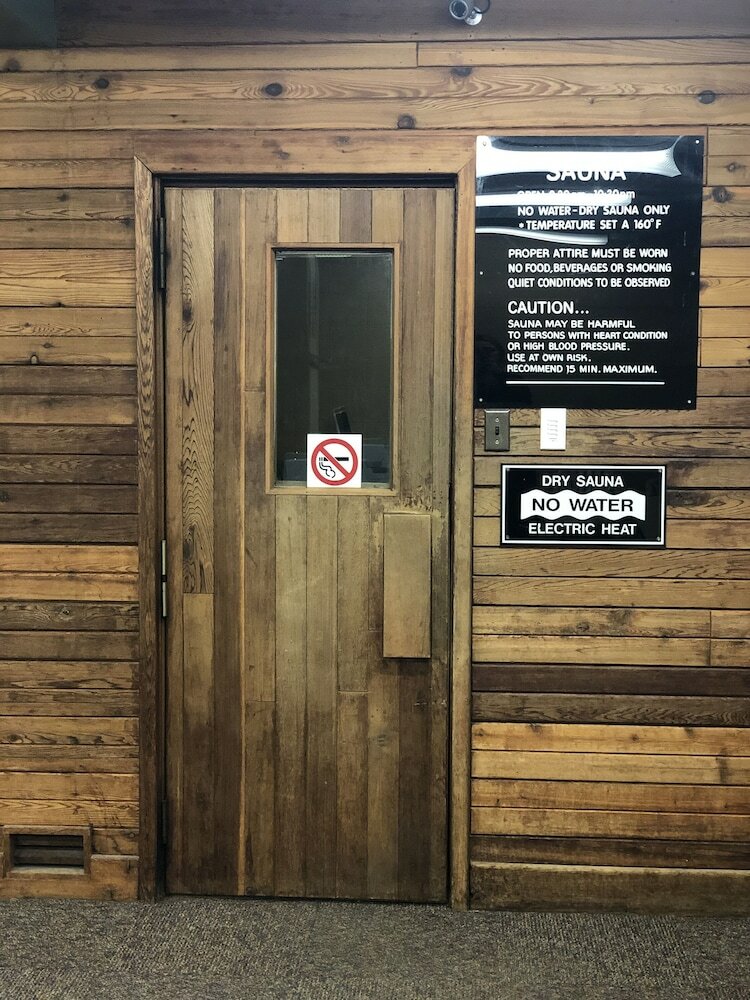 Фото Travelodge by Wyndham Winnipeg East