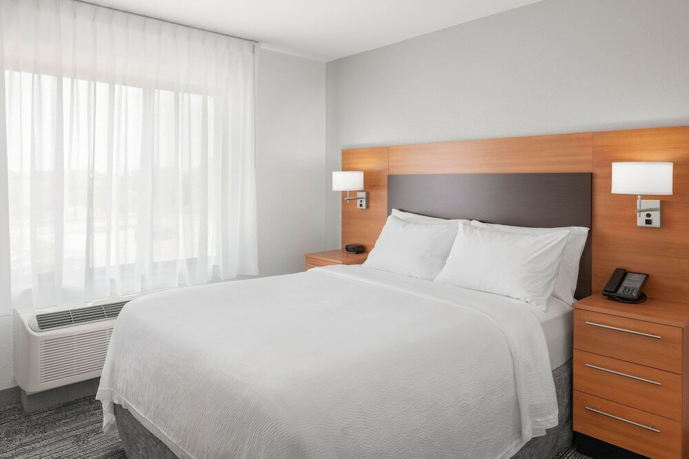 Фото TownePlace Suites by Marriott Bangor