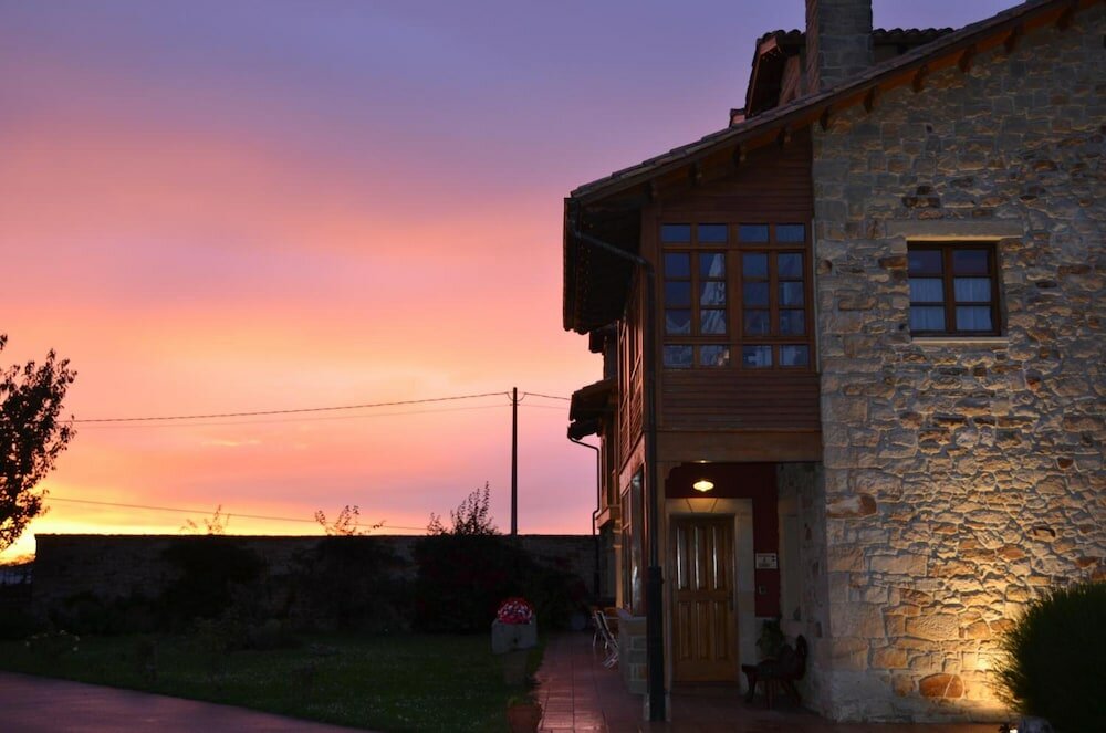 Фото Hotel Casona de Tresali