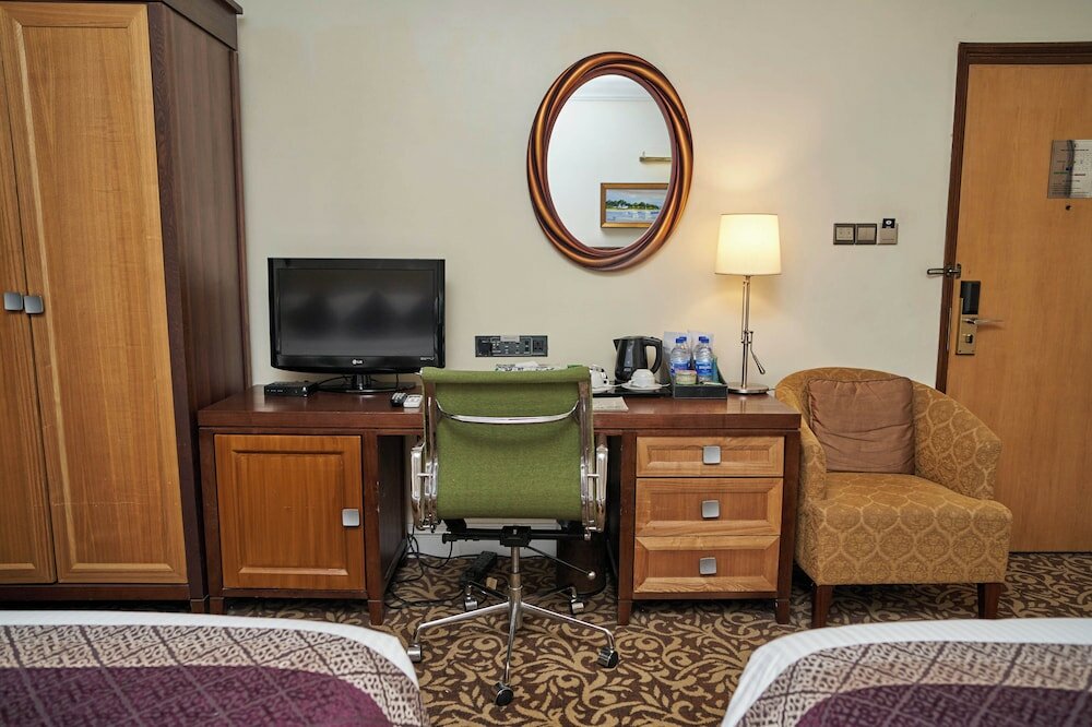 Фото Royal Park Residence Hotel