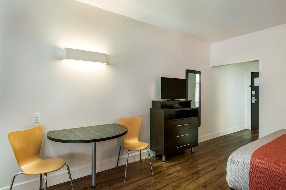 Фото Motel 6 Moncton, NB