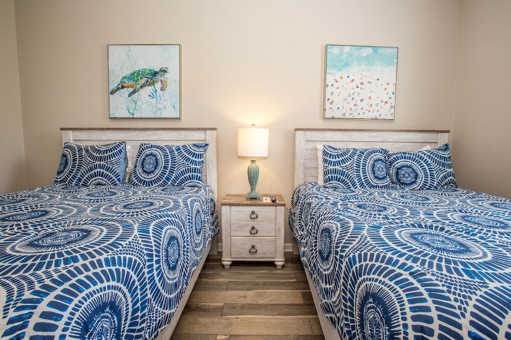 Фото 4862 Cayview Ave № 110