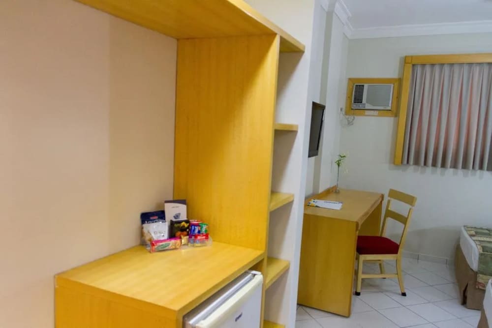 Фото Oft San Conrado Hotel