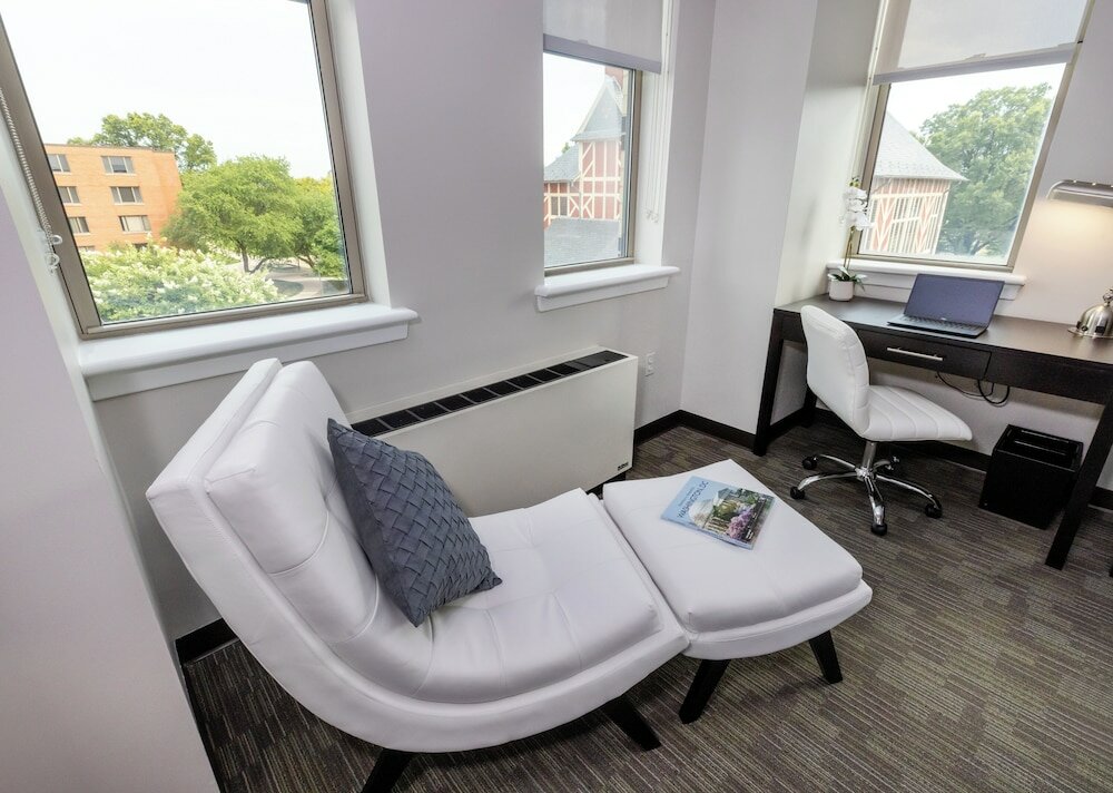 Фото Kellogg Conference Hotel at Gallaudet University