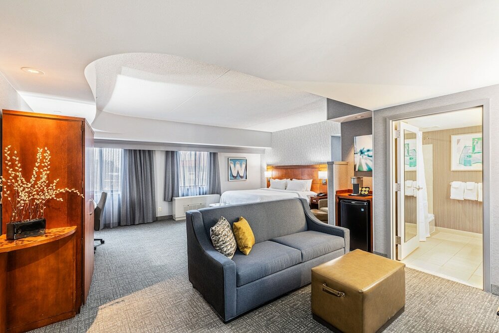 Фото Courtyard by Marriott Boston Waltham