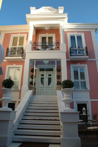 Внешний вид отеля Andromeda Boutique hotel в Кастории, фото 1