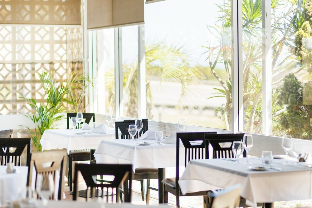 Фото Hospitality Geraldton SureStay Collection by Best Western