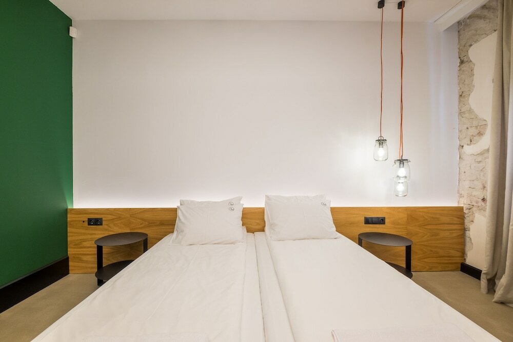 Фото R34 Boutique Hotel