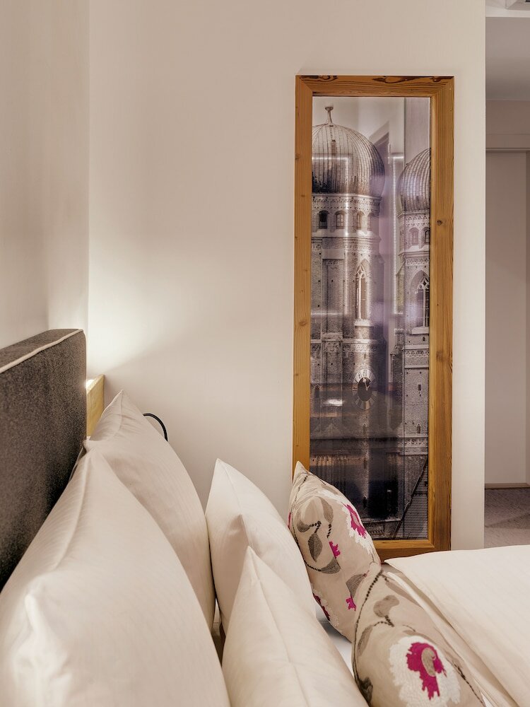 Фото Alpen Hotel München