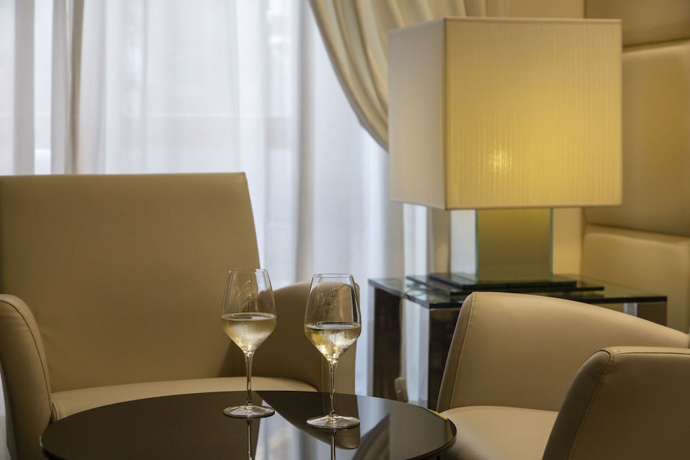 Фото Hotel Antico Borgo