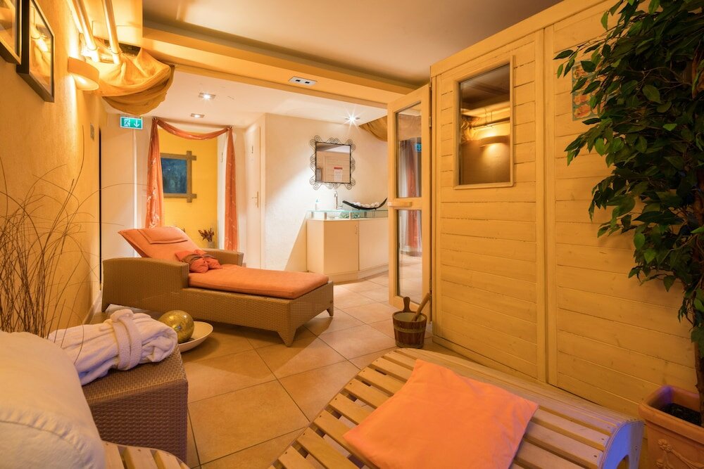 Фото Hotel Isartor