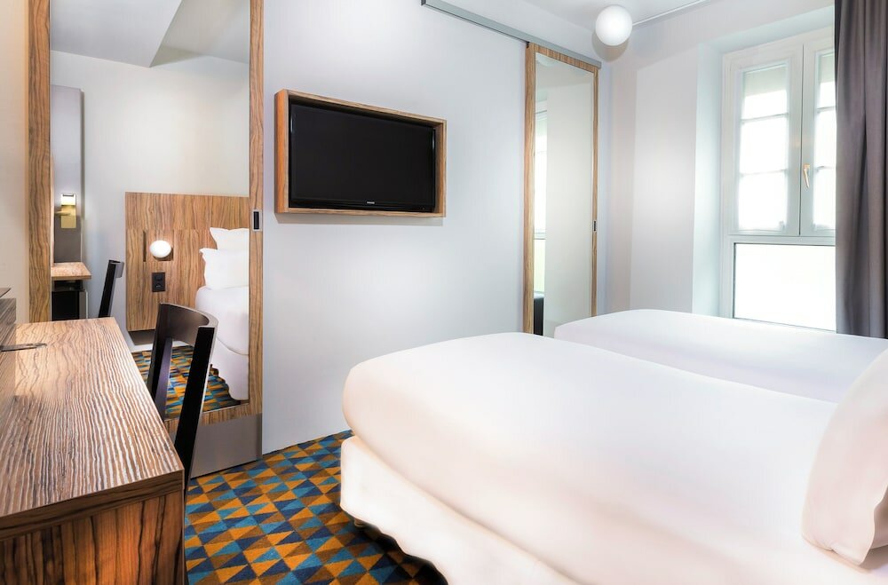 Фото Libertel Gare Du Nord Suède