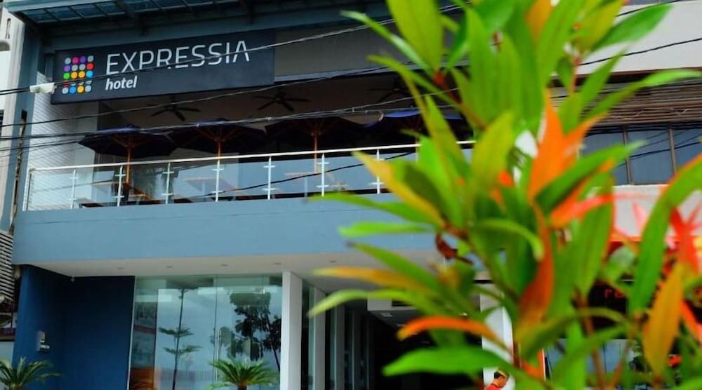 Фото Expressia Hotel Makassar
