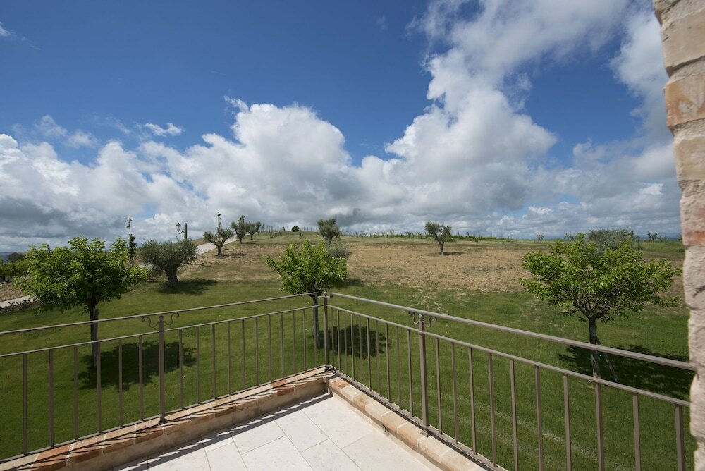 Фото Officina del Sole