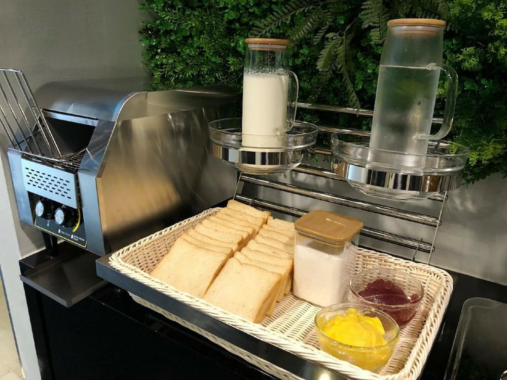 Фото Отель Sovereign Group Pratunam Bangkok