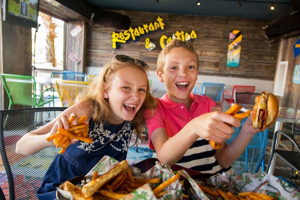 Фото Captain's Quarters Resort