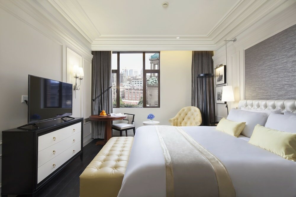 Фото Golden Tulip Bund New Asia