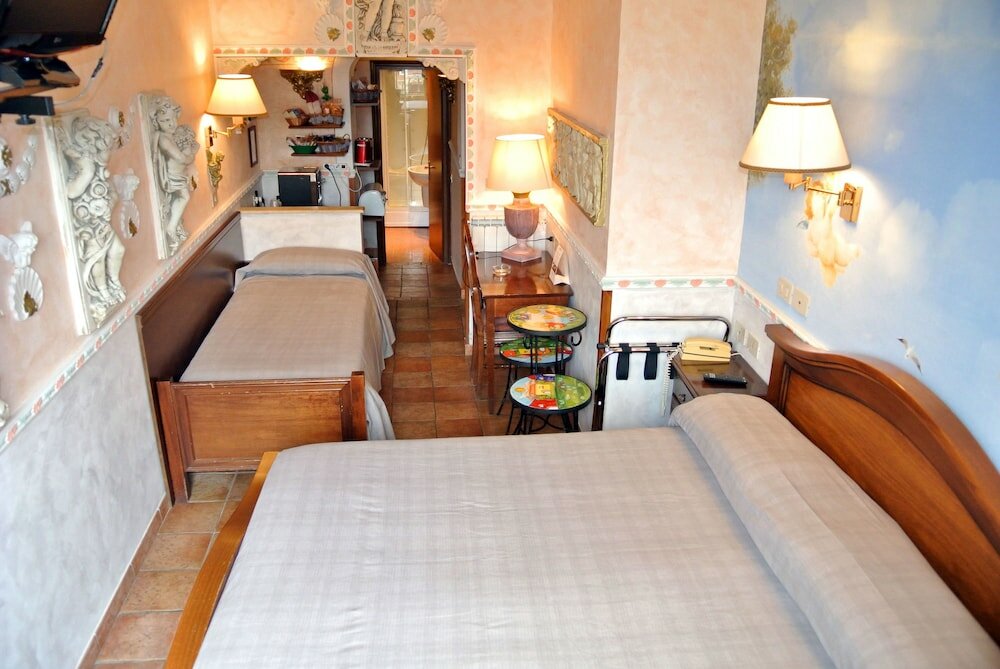 Фото Hotel Barrett