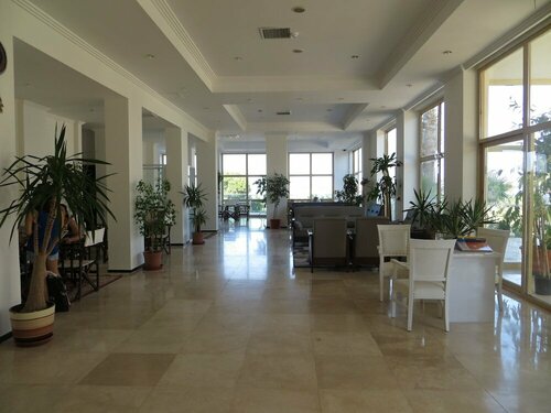 Гостиница Arora Hotel в Кушадасы