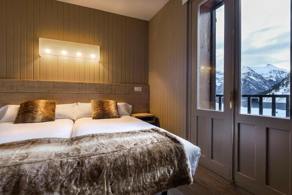 Фото Hotel Tobazo