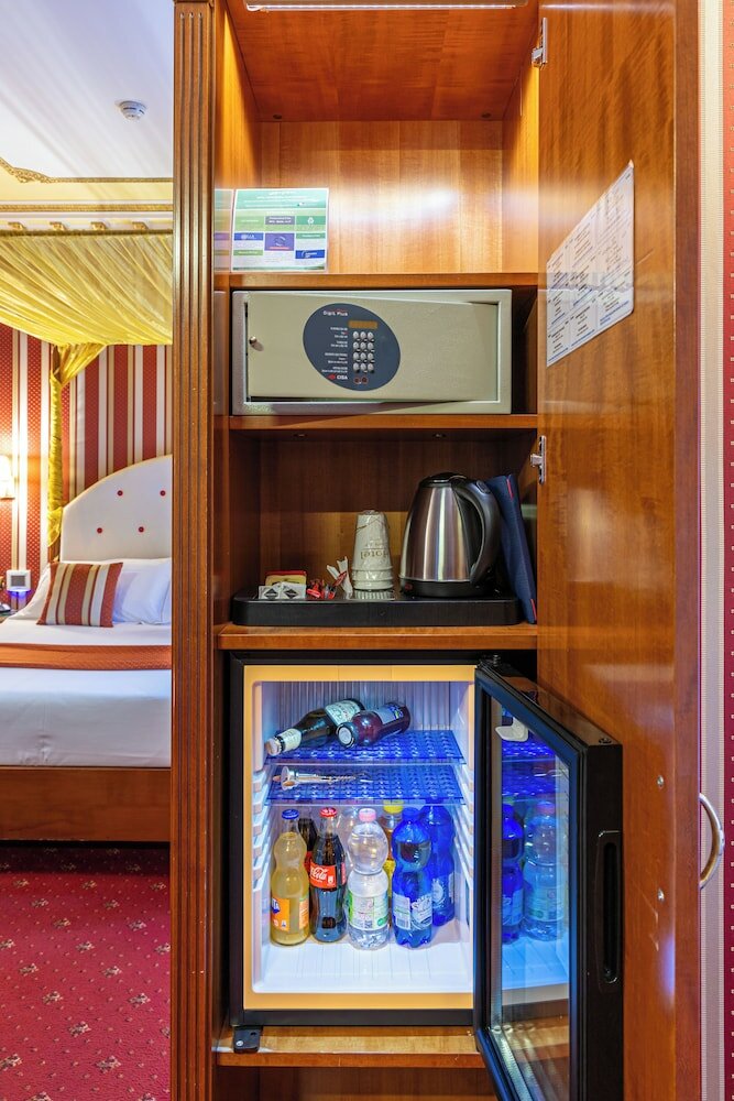 Фото Hotel Manfredi Suite in Rome