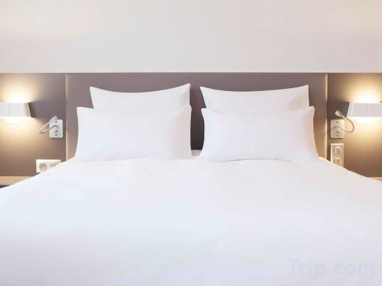 Фото Novotel Suites Geneve Aeroport