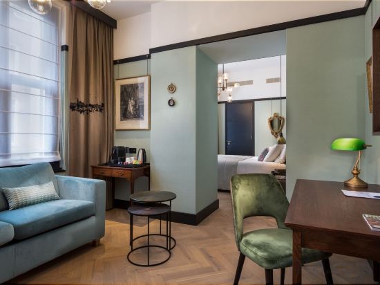 Фото The Hendrick's Hotel