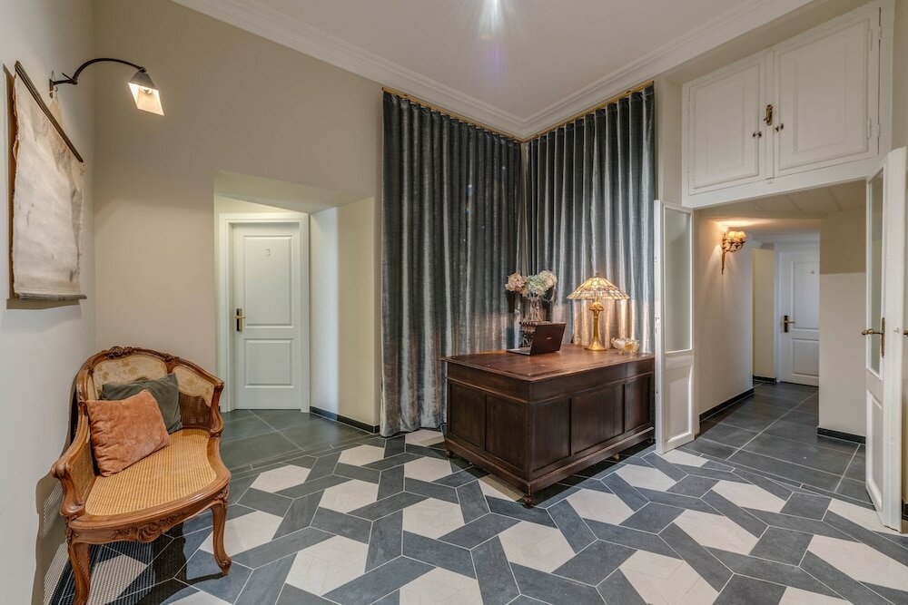 Фото Adrianus Hotel