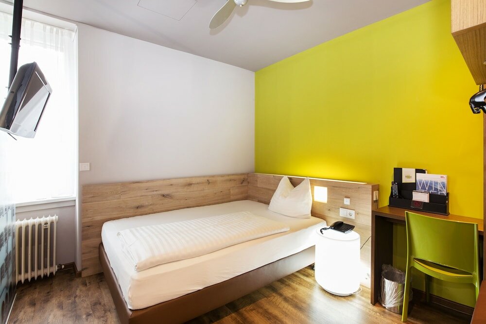 Фото Basic Hotel Innsbruck