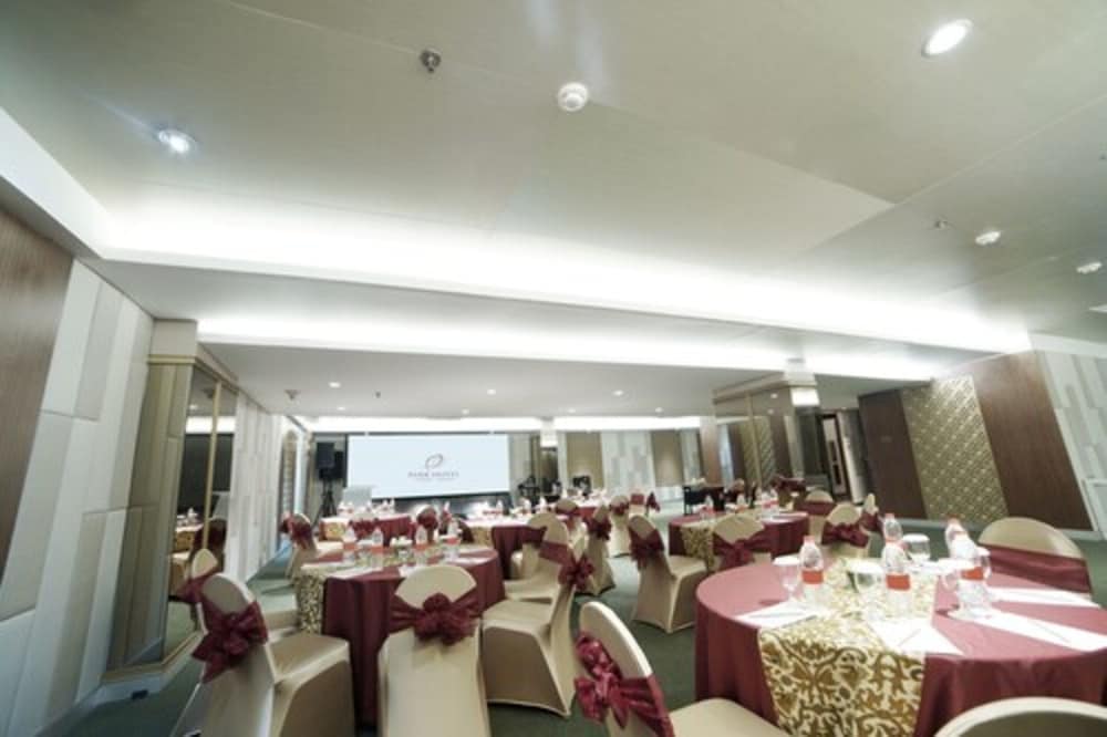 Фото Park Hotel Cawang - Jakarta