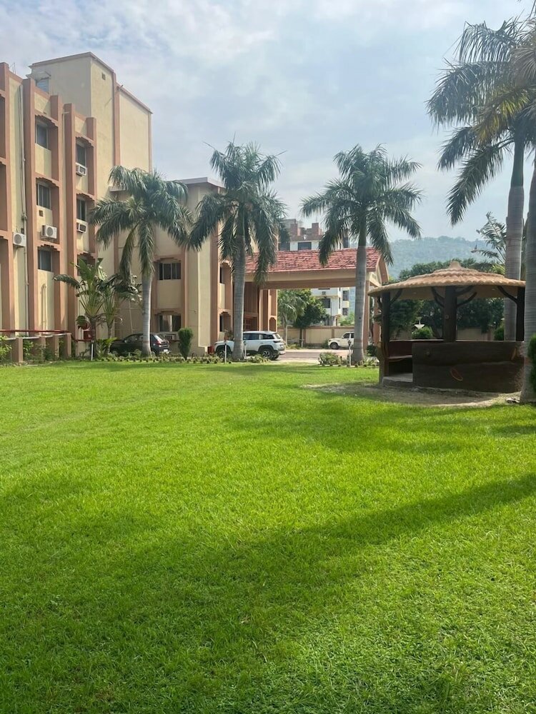 Фото The Rajgir Residency