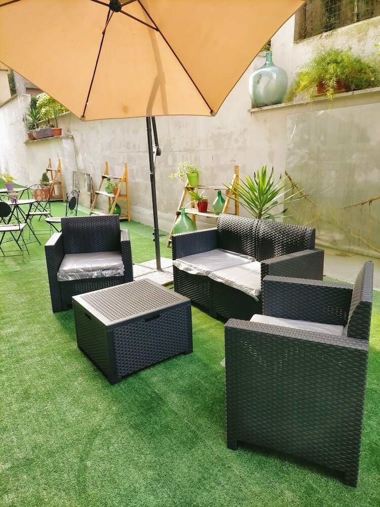 Фото Lanzies Guesthouse