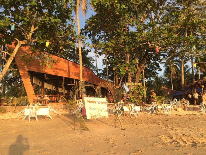 Фото Golden Pearl Beach Resort