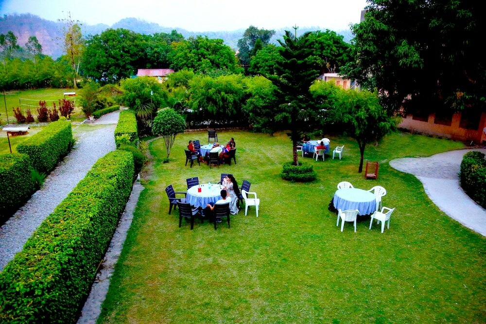 Фото Corbett Wild Resort - A River Access Property