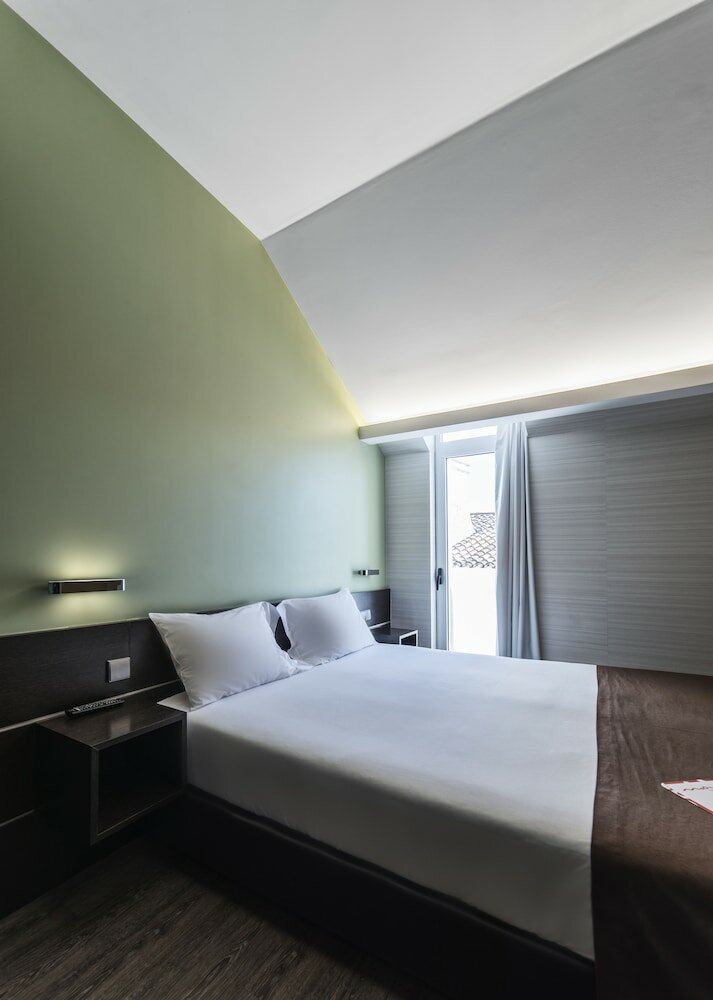 Фото Moov Hotel Évora