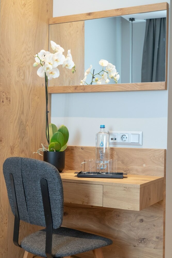 Фото Grand Port Suites Thessaloniki