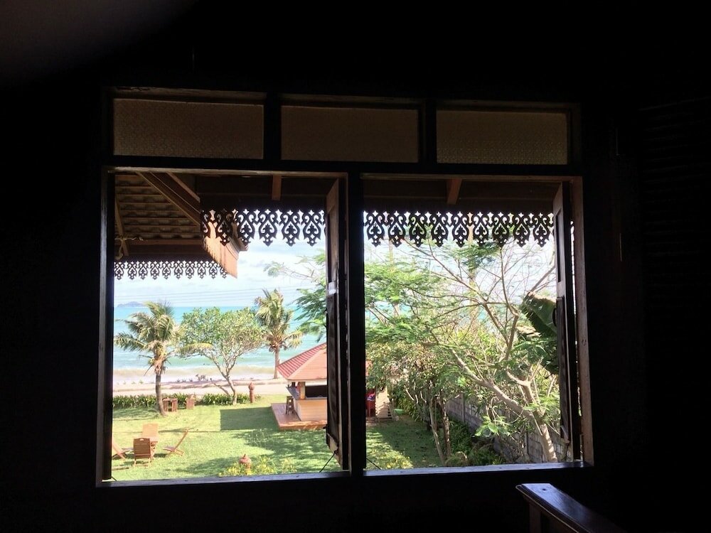 Фото Ruen Thai Rim Haad Resort