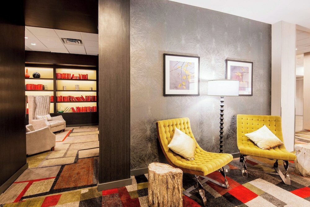 Фото Fairfield Inn & Suites by Marriott Charlotte Uptown