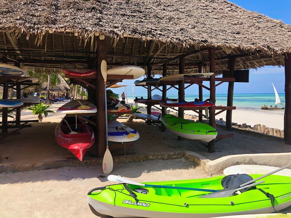 Фото Bluebay Beach Resort & SPA