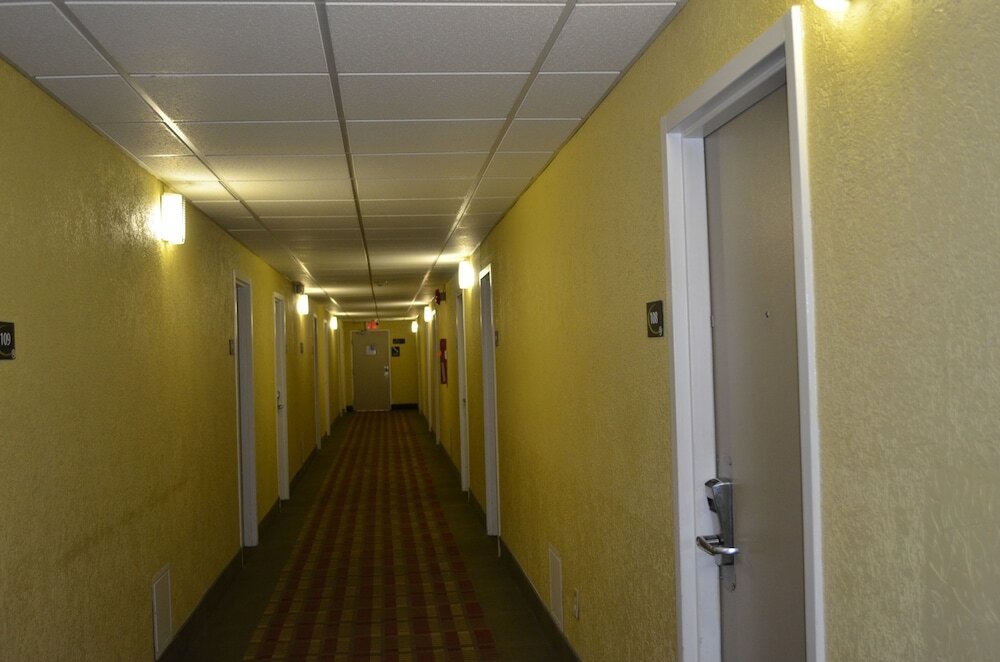 Фото Super 8 by Wyndham Hamburg