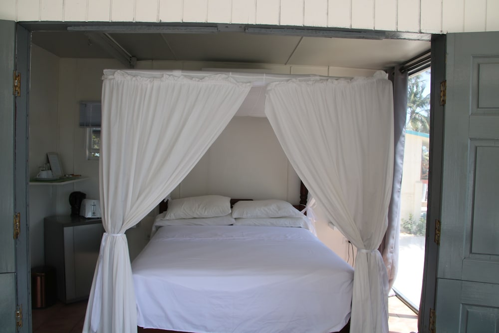 Фото Coral Reef Beach Aruba