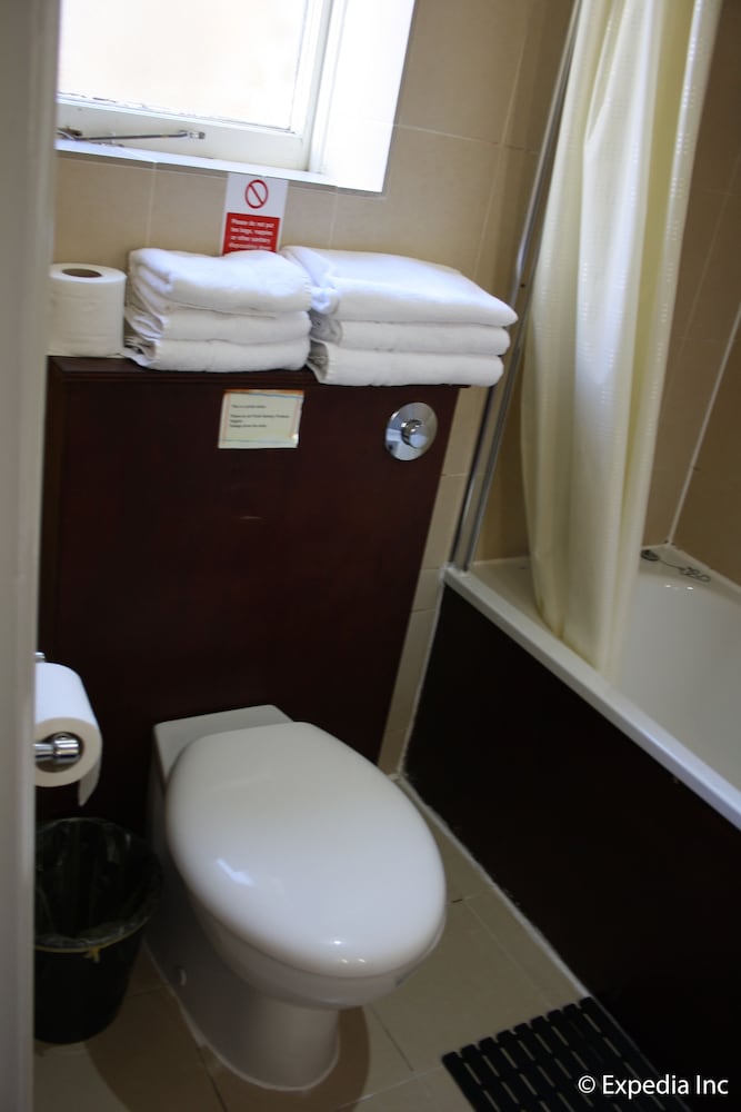 Фото Islington Inn