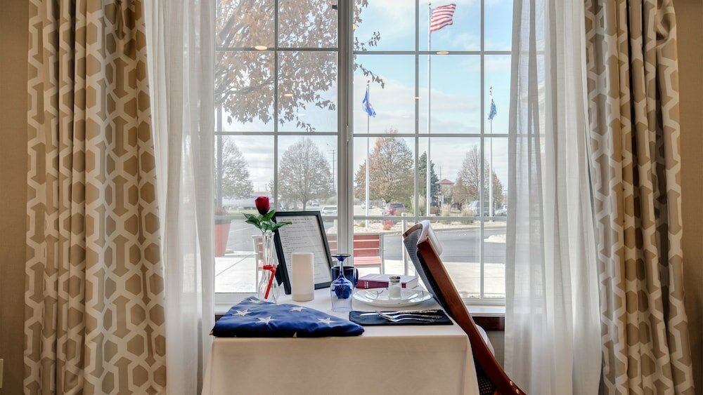 Фото Holiday Inn Express Hotel & Suites St. Cloud, an Ihg Hotel