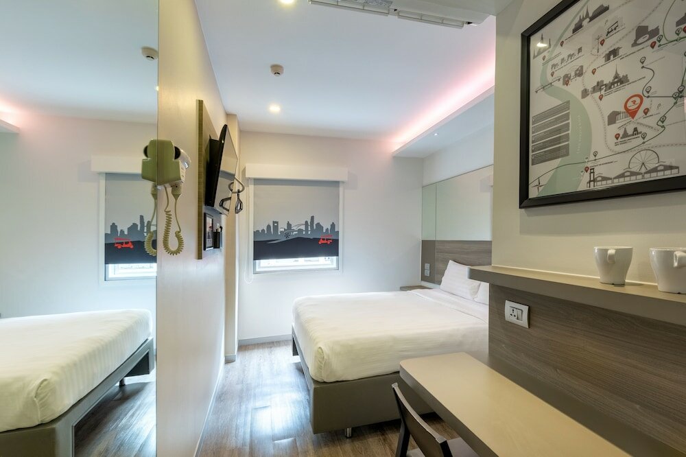 Фото Red Planet Bangkok Surawong