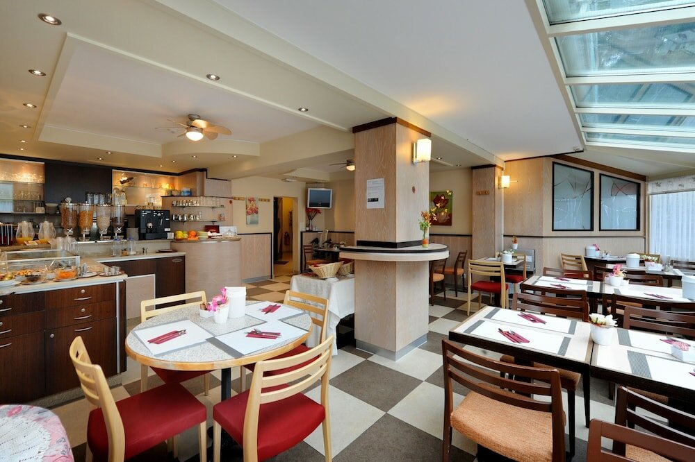 Фото Hotel Bon Port