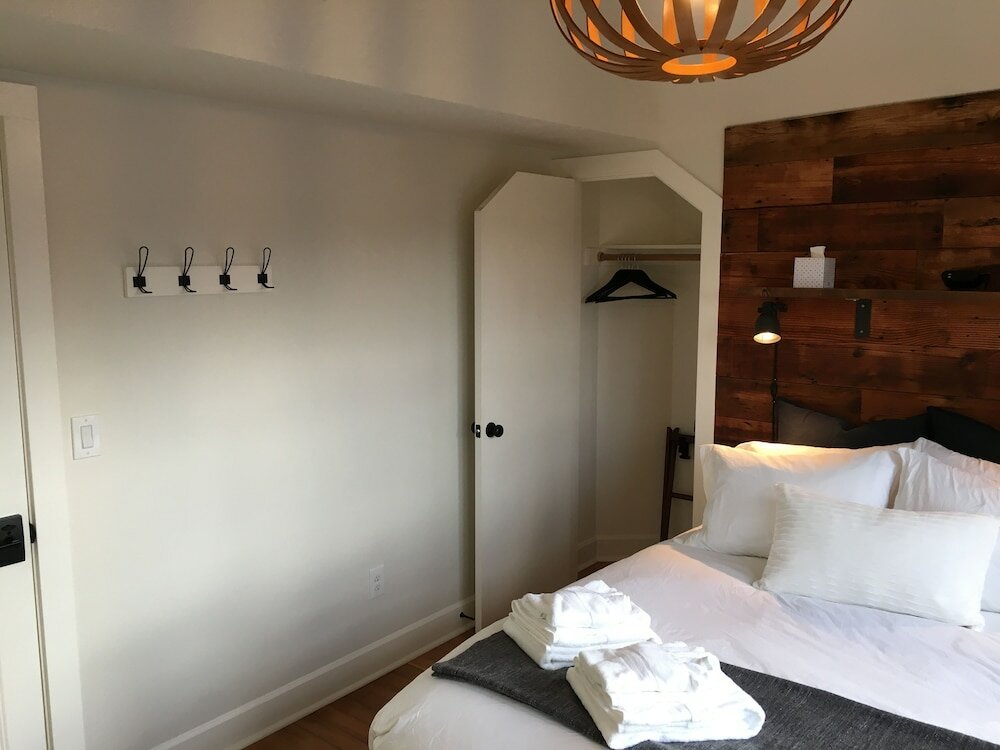 Фото The Alberta Petite Hotel