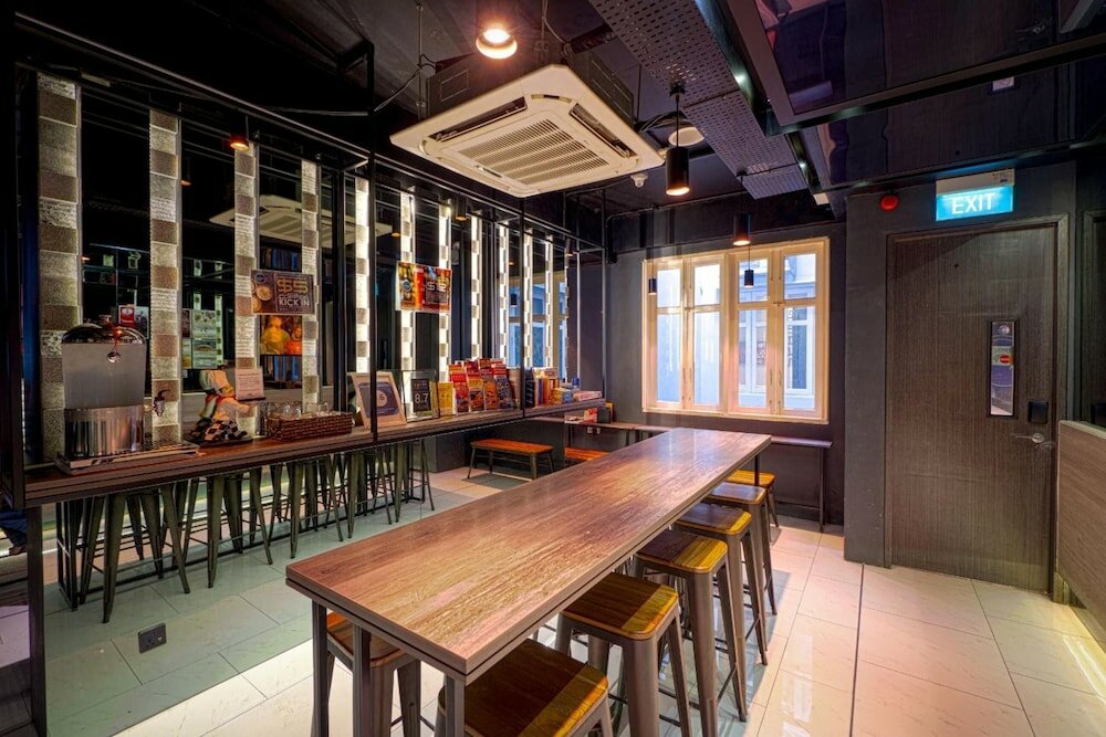 Фото CUBE Boutique Capsule Hotel Chinatown